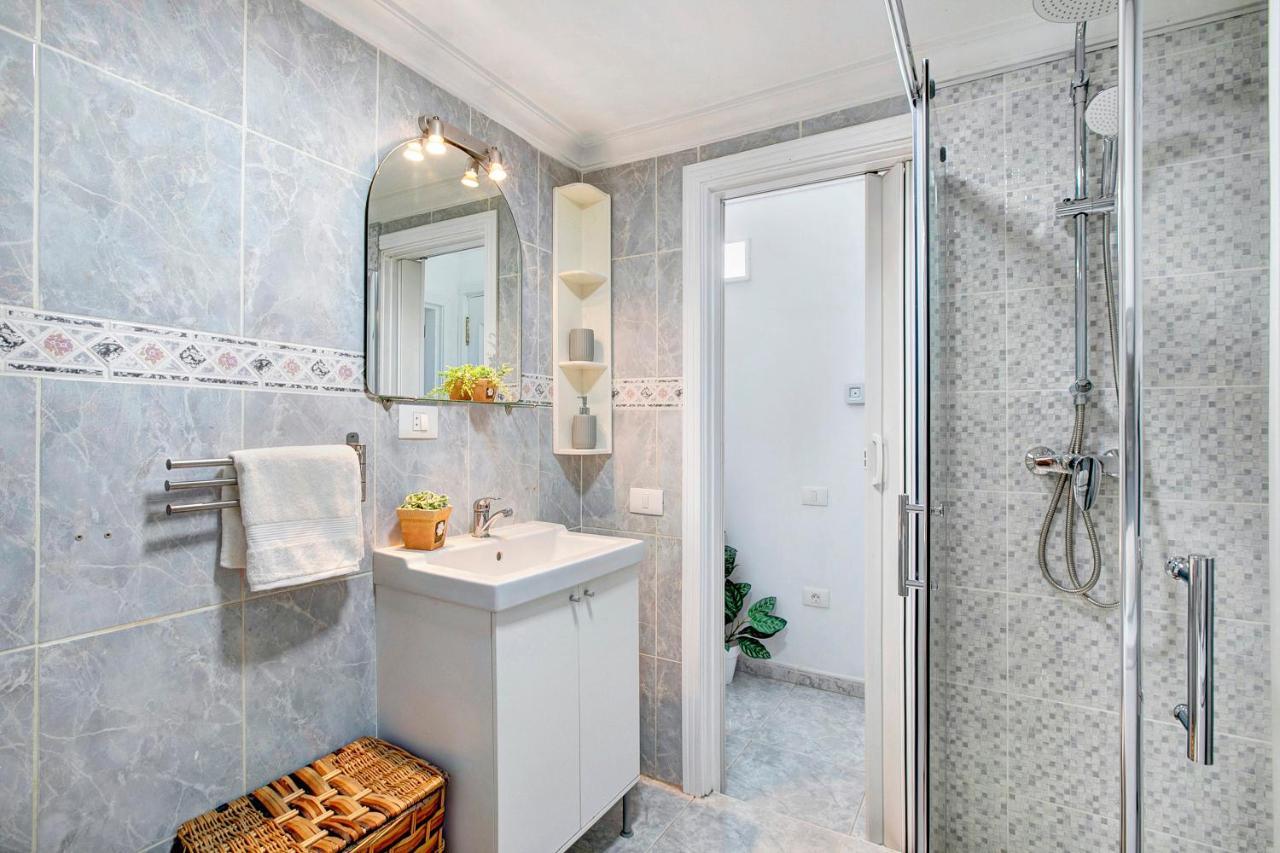 Apartamento Mertxe อาโรนา ภายนอก รูปภาพ