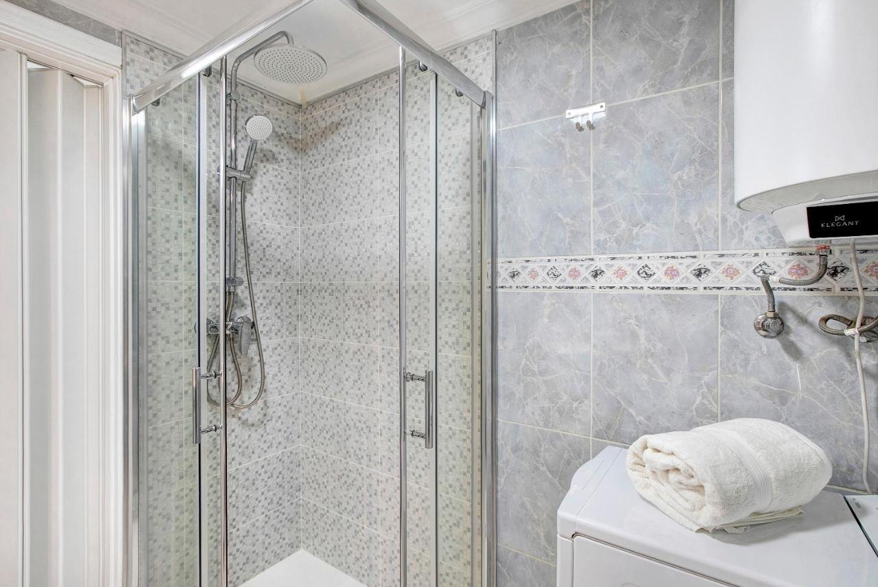 Apartamento Mertxe อาโรนา ภายนอก รูปภาพ